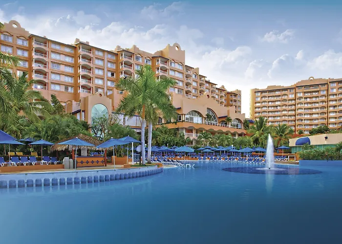 Azul Ixtapa Beach All Inclusive&centro De ConvencionesHotel Todo Incluido